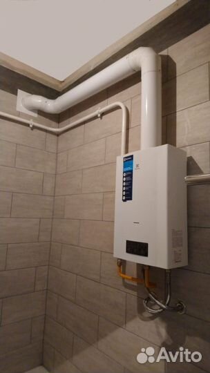 Установка вытяжки и винтеляцыи и дымоходов