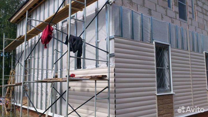 Фасадные работы. Обшивка сайдингом