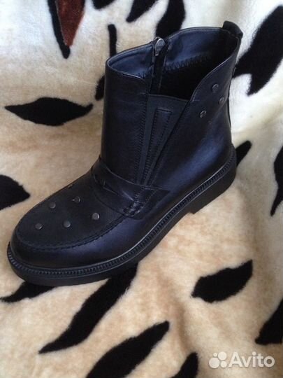 Ботинки на сплошной