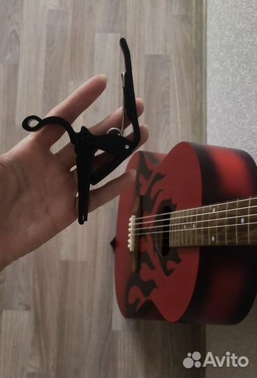 Акустическая гитара