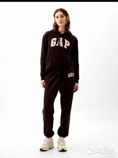 Спортивный костюм женский gap