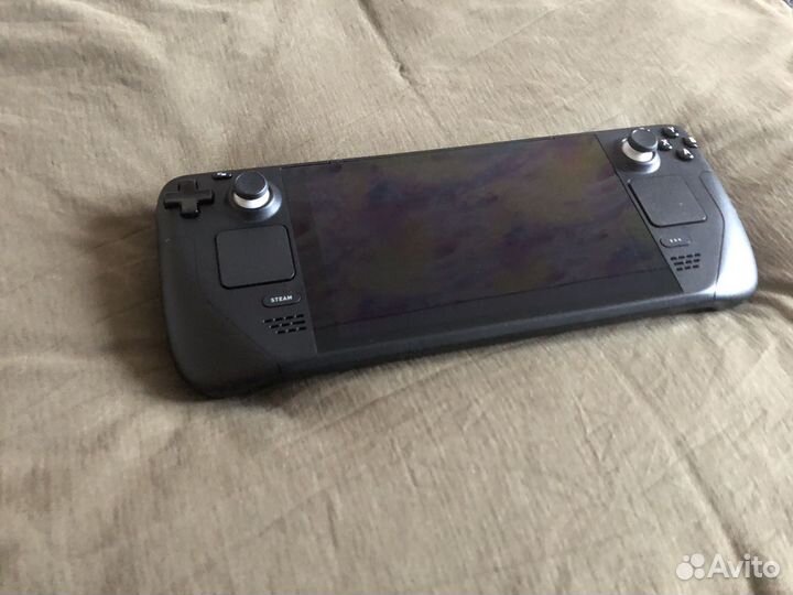 Портативная приставка Steam Deck