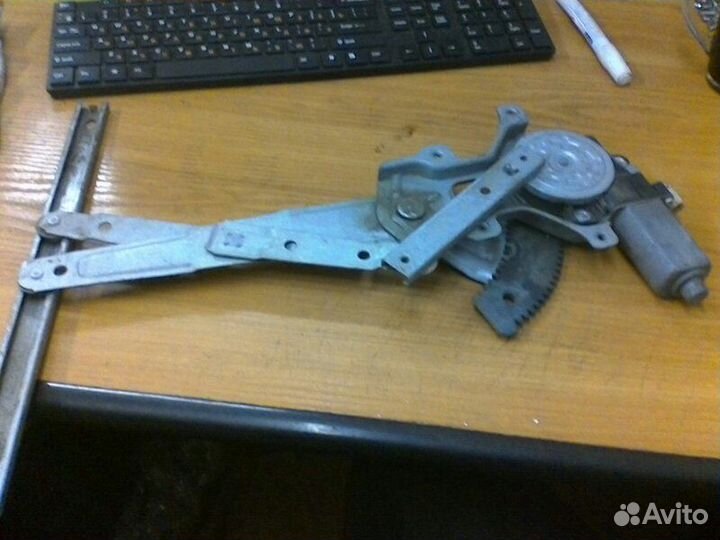 Стеклоподъемник задний левый Daewoo Matiz 2011