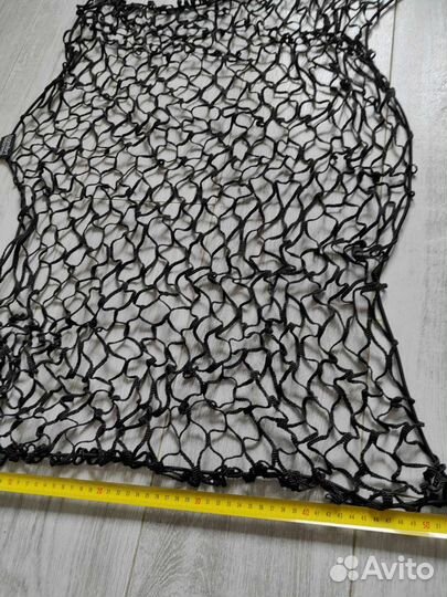 Продам универсальную сетку в багажник