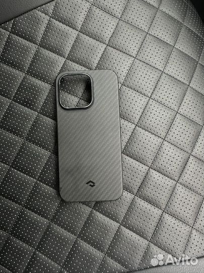 Чехол на iPhone 14 pro pitaka