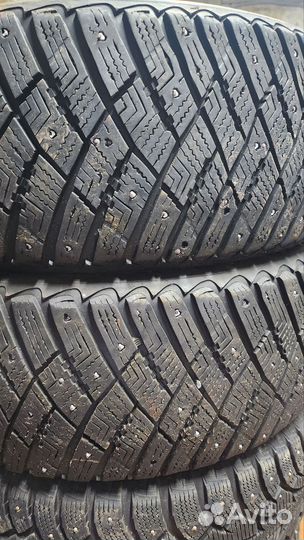 Goodyear UltraGrip Arctic 2 215/55 R17 94T