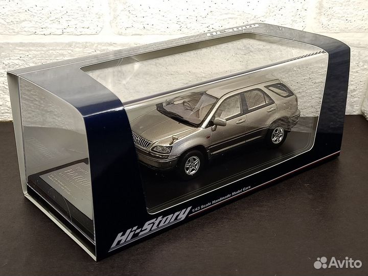 Модель Toyota Harrier 1/43 Hi-story