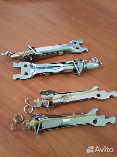 Механизм регулировки колодок ручника renault