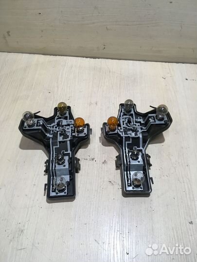 Плата заднего фонаря Фольксваген Тоуран