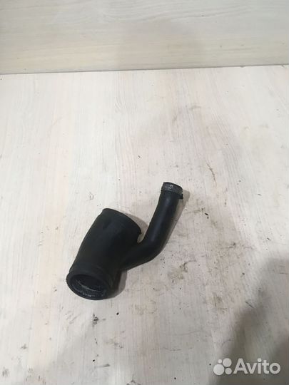 Патрубок Ауди А6 С5 2.5 AKN AFB 078133241C