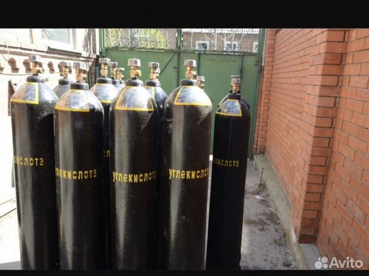 Прием кислородных и углекислотных баллонов