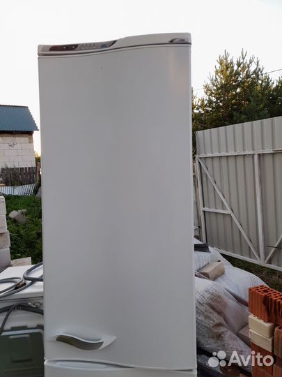 Холодильник Атлант высокий