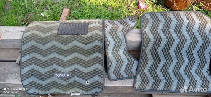 Автомобильные коврики toyota corolla l111