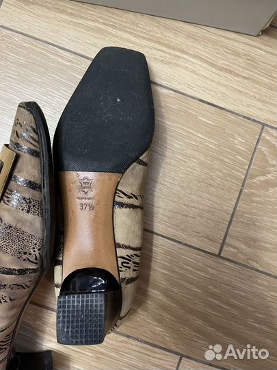 Женские туфли итальянские Accademia кожаные р.38