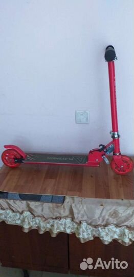 Самокат детский трехколесный и двухколёсный