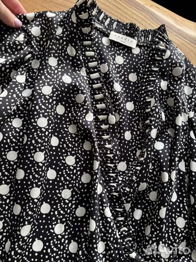 Блузка натуральный шелк Sandro