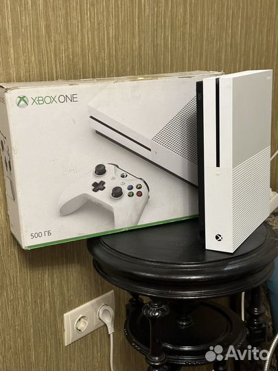 Xbox One S 500Gb Идеал