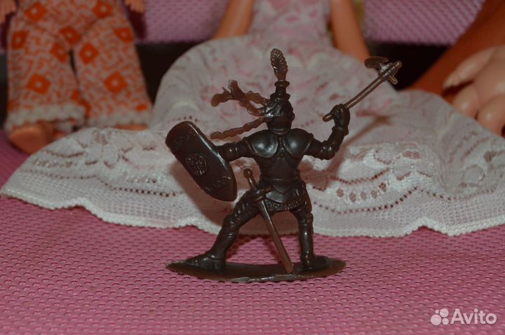 Куклы из СССР для кукольников, рыцарь из 90-х