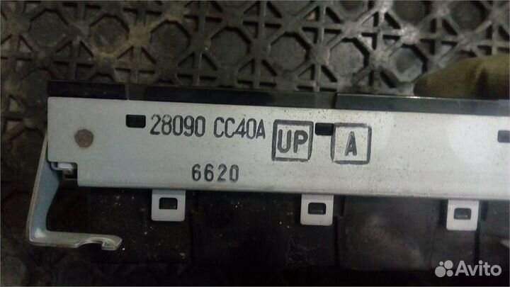 Дисплей информационный на Ниссан Мурано 2007 год