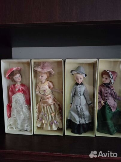 Кукла фарфоровая коллекционная
