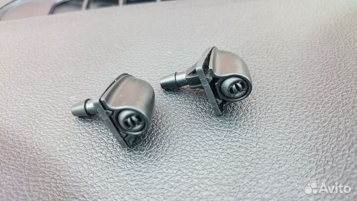 Веерные форсунки (жиклёр) омывателя стекла Bertone