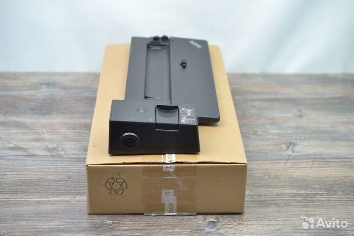 Док станция Lenovo ThinkPad Ultra 40AJ