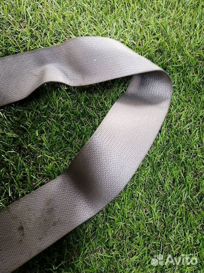 Замок ремня безопасности Nissan Laurel HC35