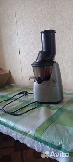 Соковыжималка шнековая bork