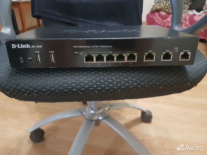 Маршрутизатор D-link DFL-260E