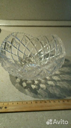 Хрустальная ваза