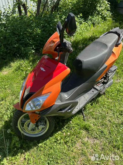 Скутер Nexus F22-S