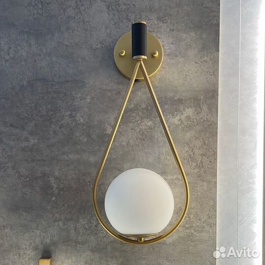 Настенное бра Odeon Light, золото-черный новое