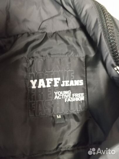 Легкие куртки и ветровки