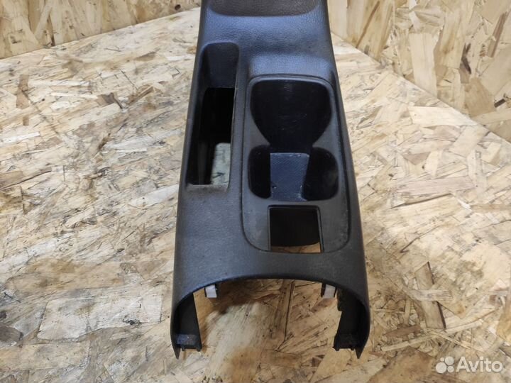 Подлокотник Mitsubishi Lancer 9