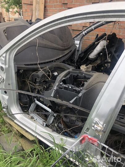 Кузов по частям Ford Fusion 2007