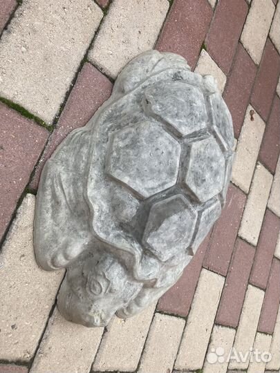 Черепашка из бетона