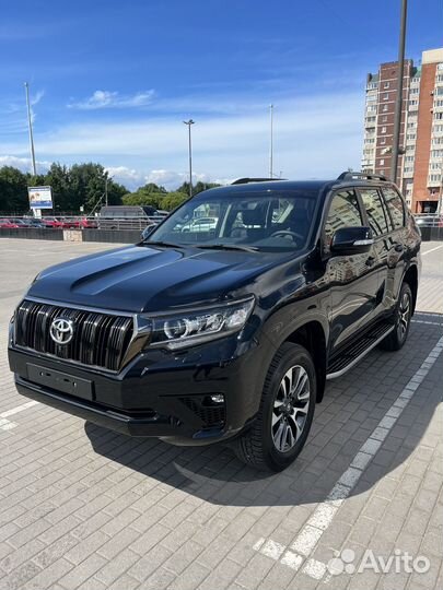 Toyota Land Cruiser Prado 2.8 AT, 2022, 15 км