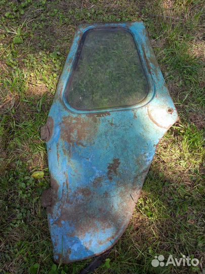 Дверь мтз-50 со стеклом