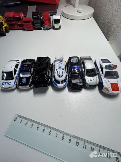 Игрушечные машинки