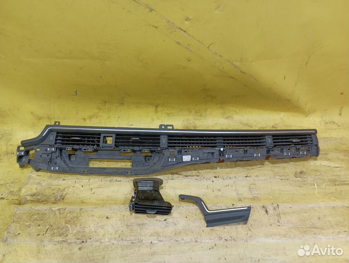 Дефлектор воздушный Audi A4 B9 2015 Ауди а 4