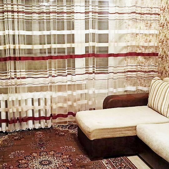 2-к. квартира, 46 м², 1/9 эт.