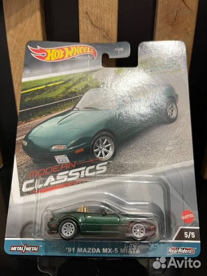 Hot Wheels Premium Modern. 91 Mazda Mx-5 Miata
