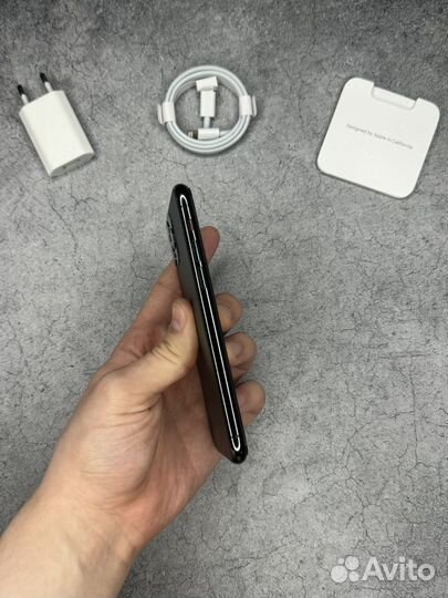 iPhone 11 Pro, 64 ГБ