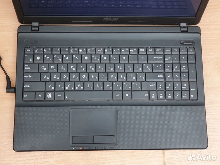 Ноутбук Core i5, 4 потока до 3 ггц 8Gb, SSD