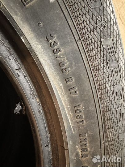 Gislaved Nord Frost 5 235/65 R17