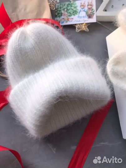 Шапка вязаная женская