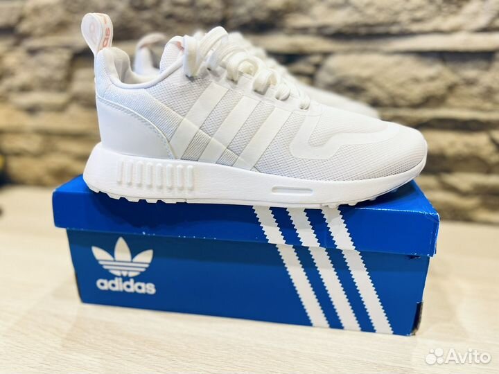 Новые Кроссовки Adidas оригинал