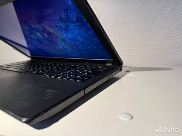 Asus/Nvidia 710m/8GB/SSD новая батарея + гарантия