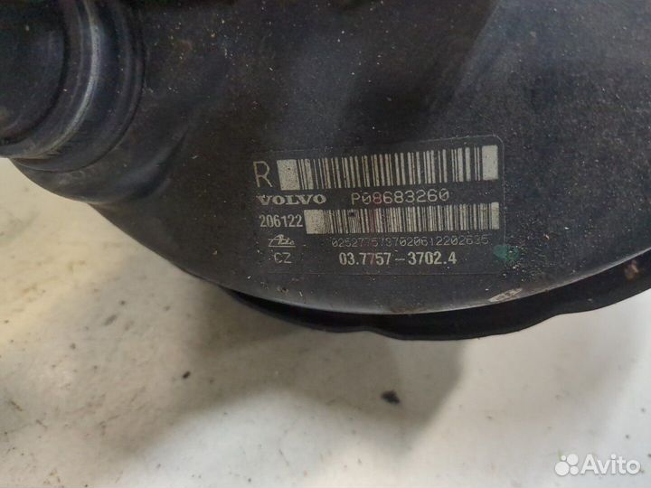 Цилиндр тормозной главный Volvo S60, 2002