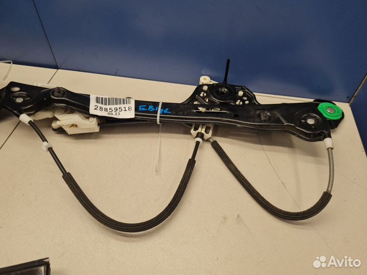 Стеклоподъемник передний правый BMW 1 E81 E87 2004